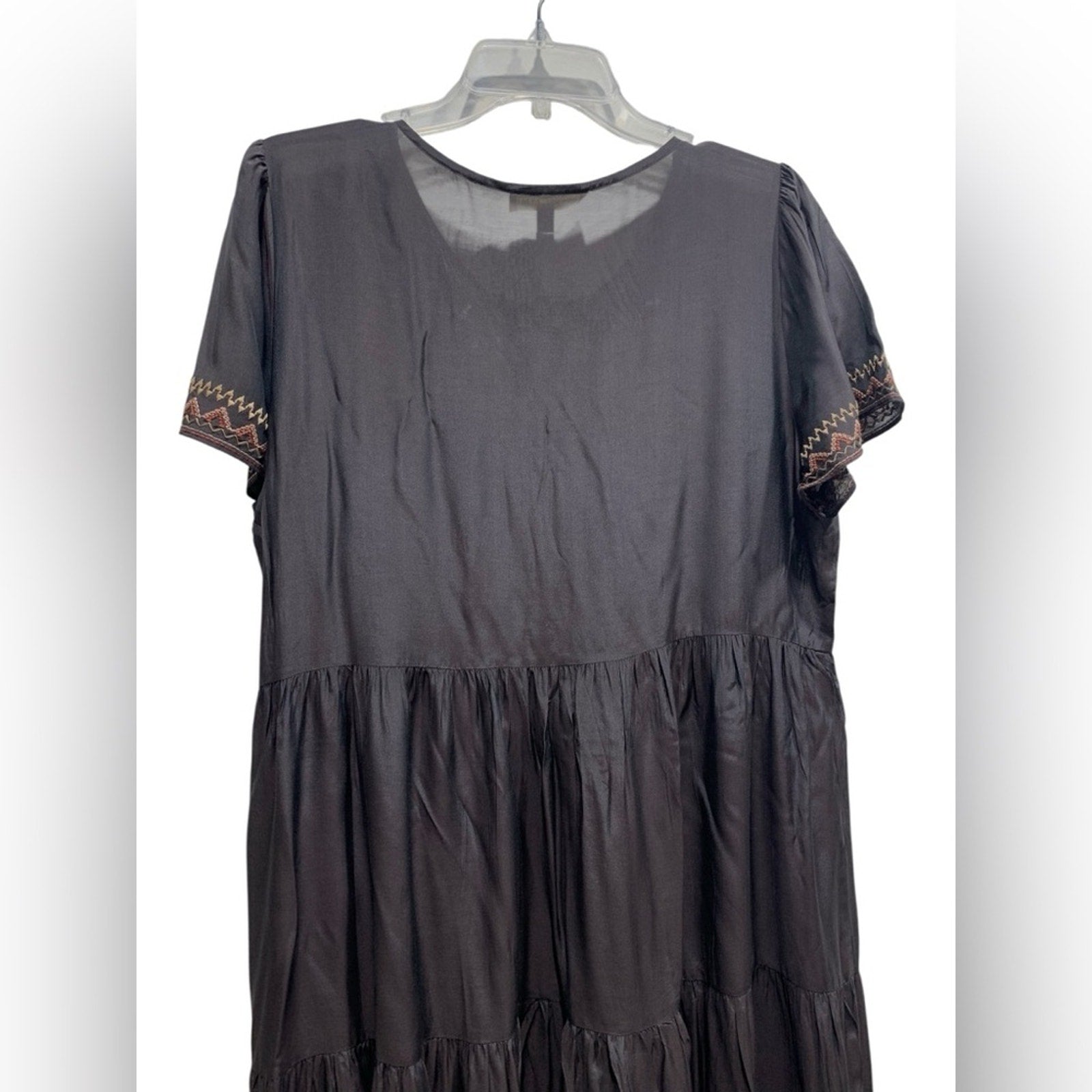 Johnny Was Calme Silk Tiered Embroidered Maxi Dr SZ M Dark Brown/Black With Slip