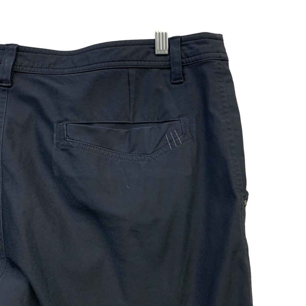Lululemon Men's Black Shorts SZ 38