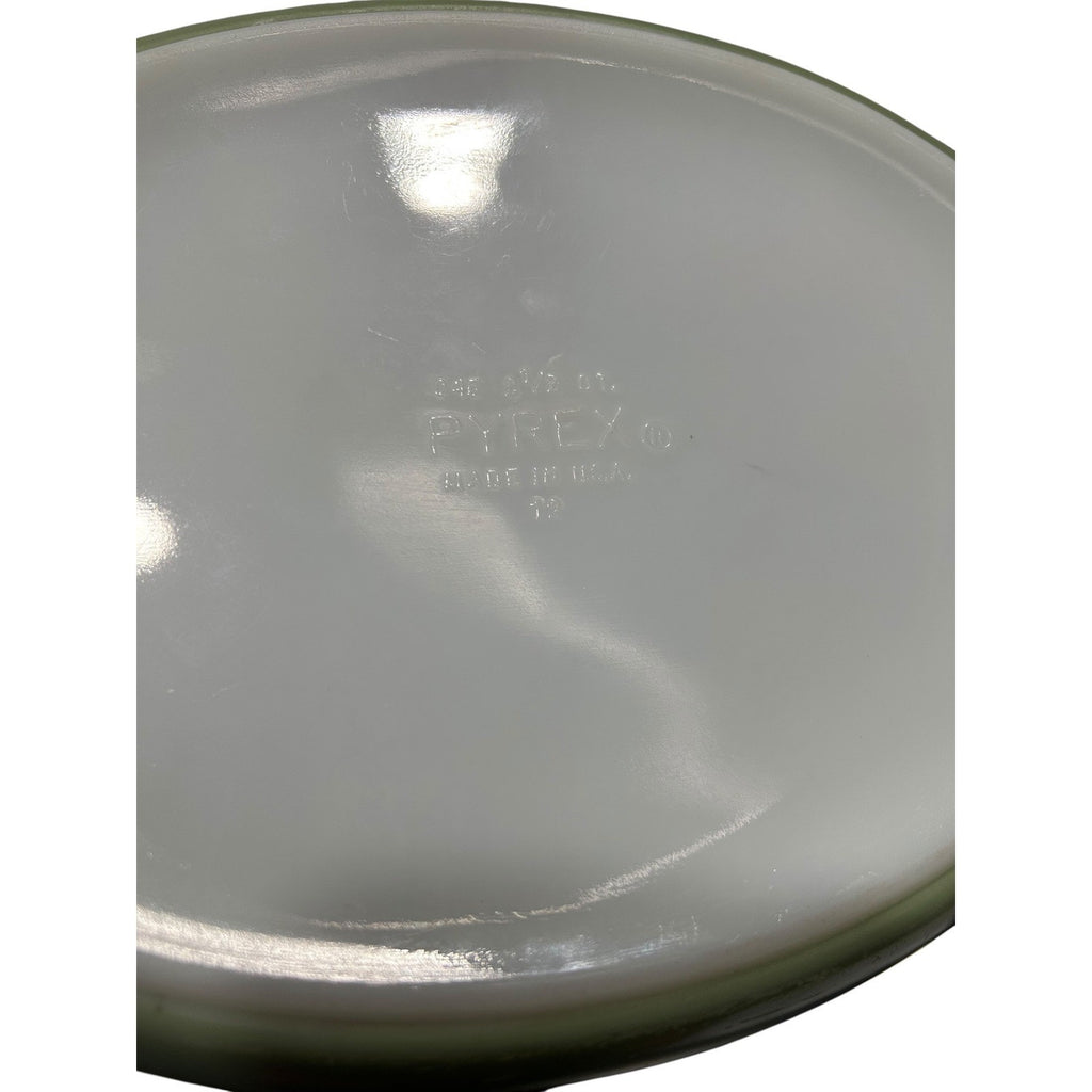 Pyrex 045 Golden Scroll 2.5 Qt Oval Casserole Dish Sage Green Gold No Lid