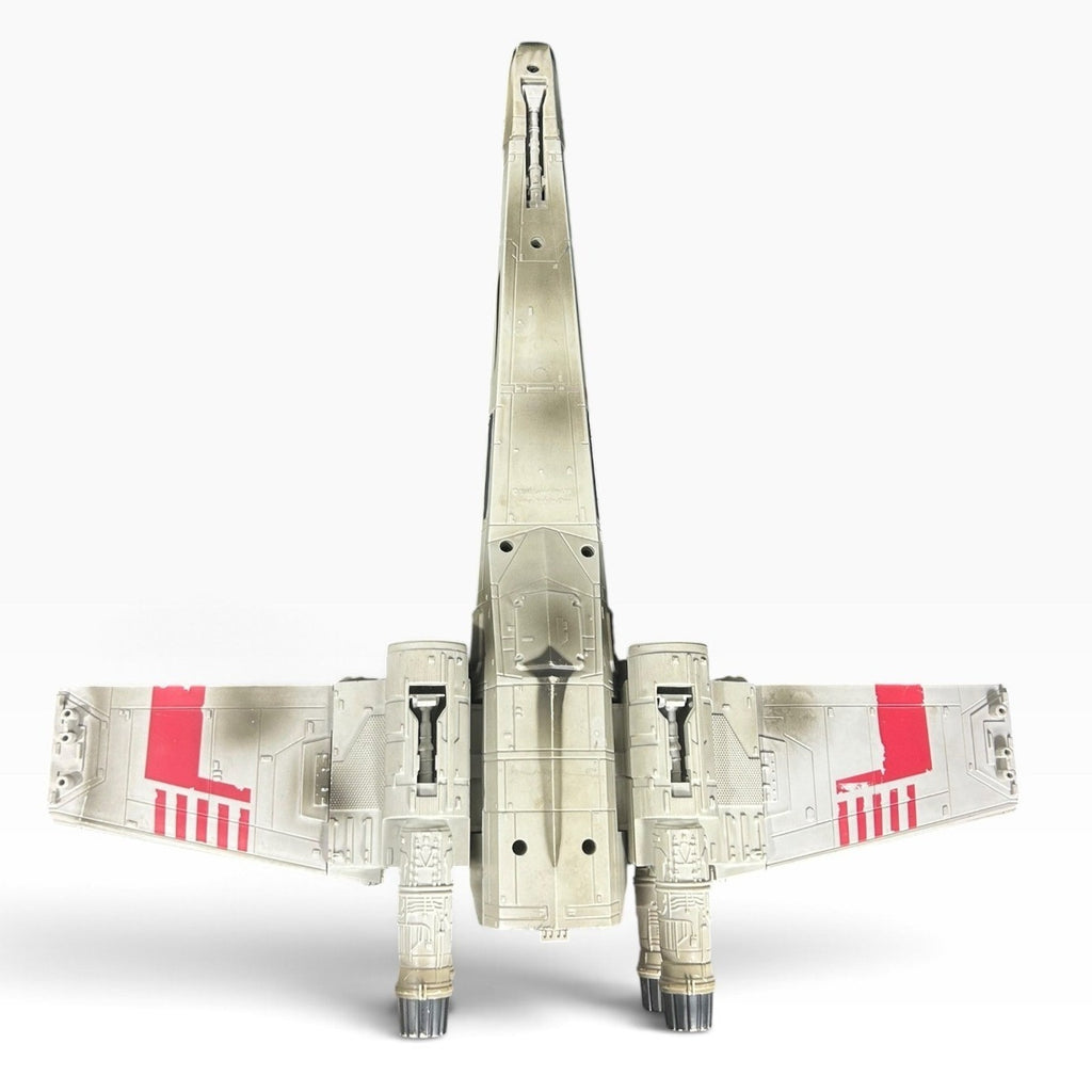 2002 Hasbro Star Wars Saga Series X-Wing Fighter Red Five Vehicle Incomplete