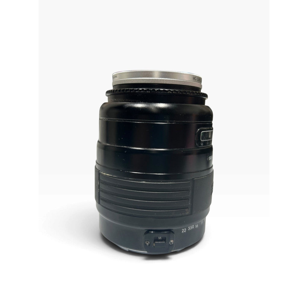 Sigma Zoom AF-beta II 55-200mm f/4-5.6 Lens with Sony 52mm PL Filter