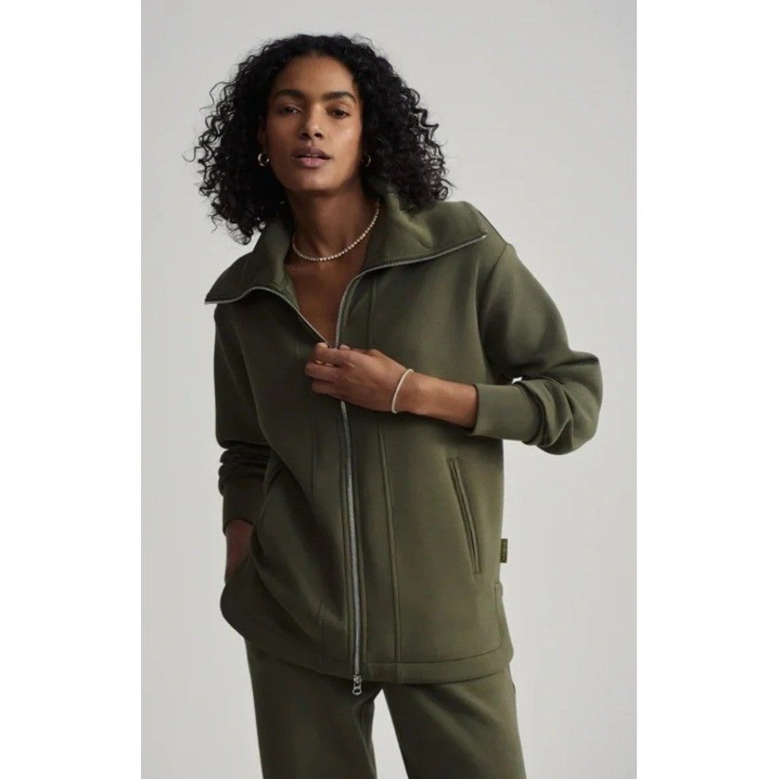 Varley Raleigh Zip Through Sweat DoubleSoft Olive Green Oversized Collar Small