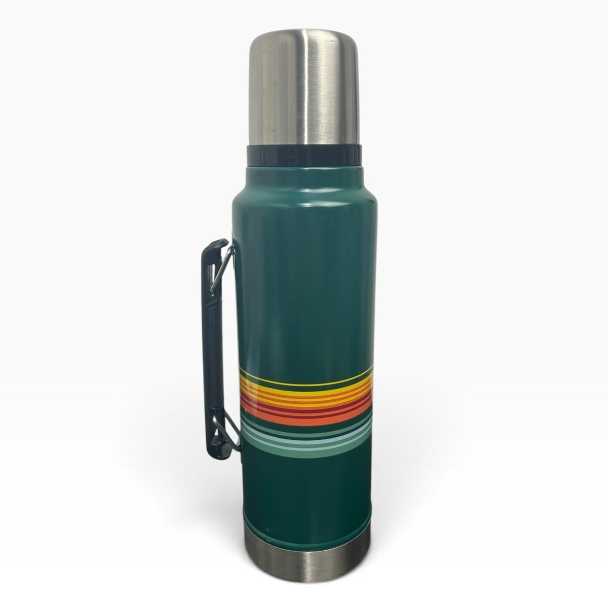 Stanley x Pendleton Classic Vacuum Insulated Bottle 1.5qt Green Multi Stripe