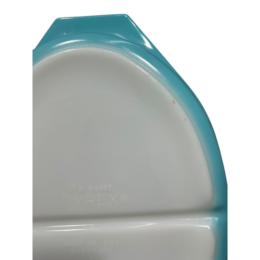 Vintage Pyrex Snowflake Turquoise Blue Divided Serving Dish 1.5 QT Oval 063