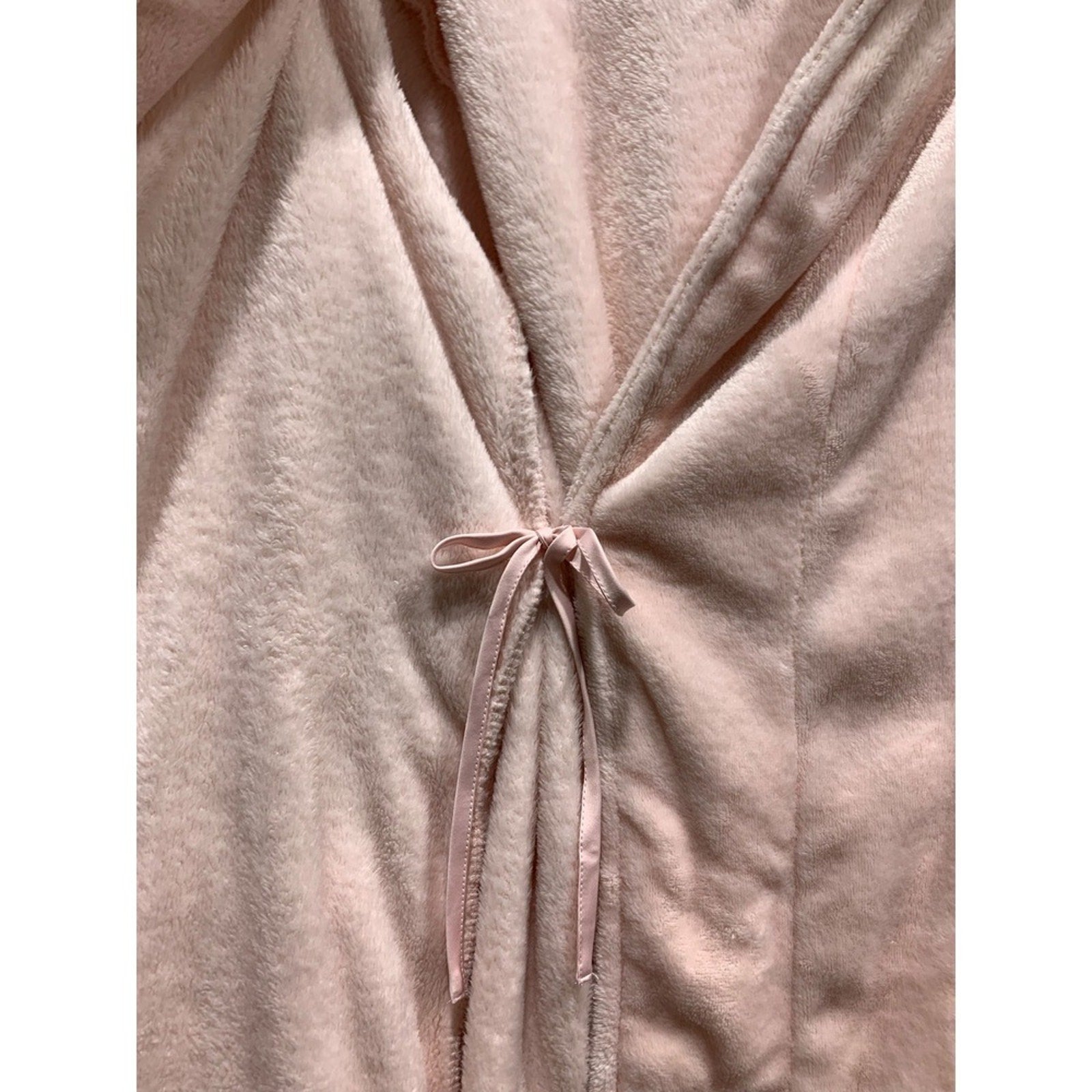 Soma Intimates Pink Plush Fleece Wrap Robe Small Medium Pockets Belted Loungewea