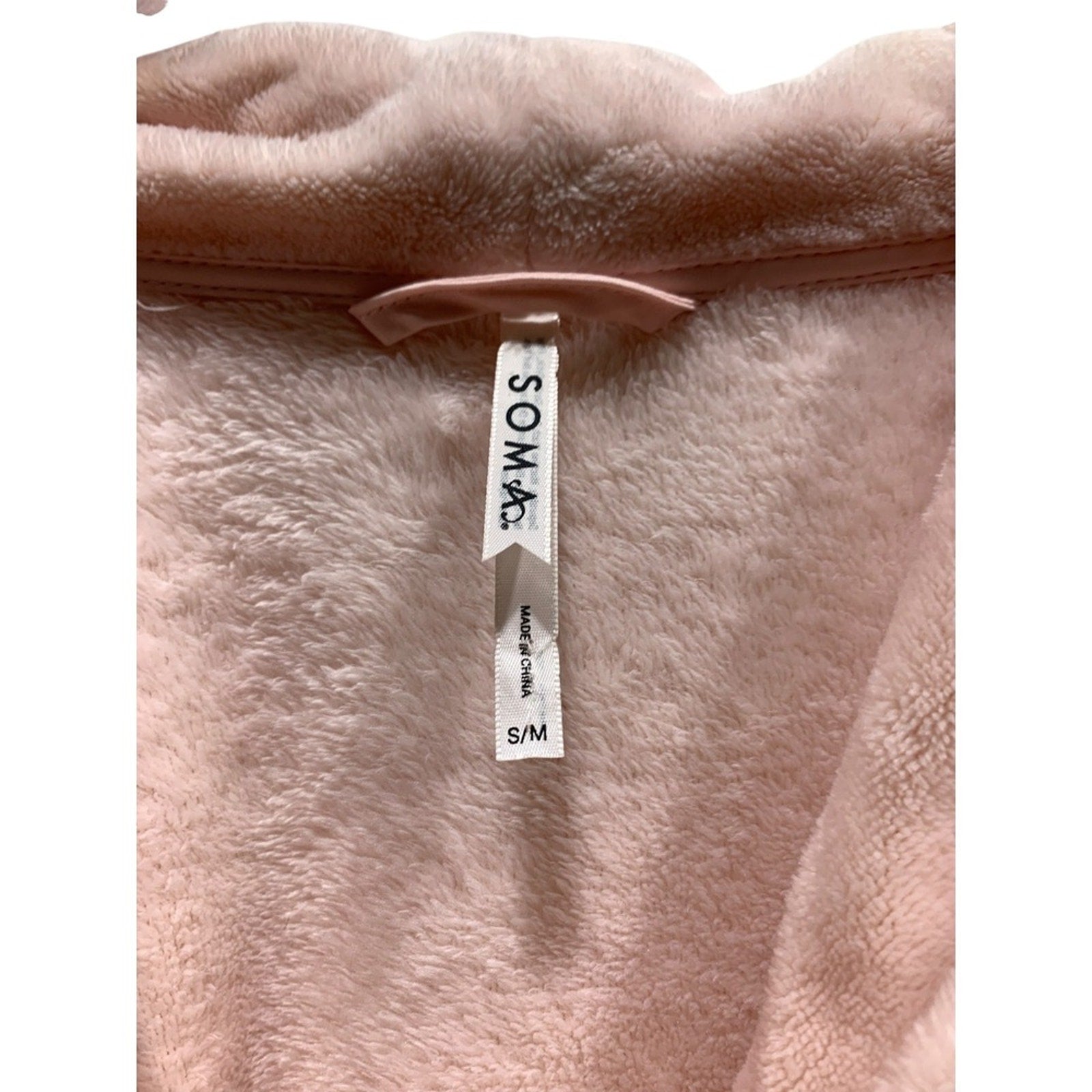 Soma Intimates Pink Plush Fleece Wrap Robe Small Medium Pockets Belted Loungewea
