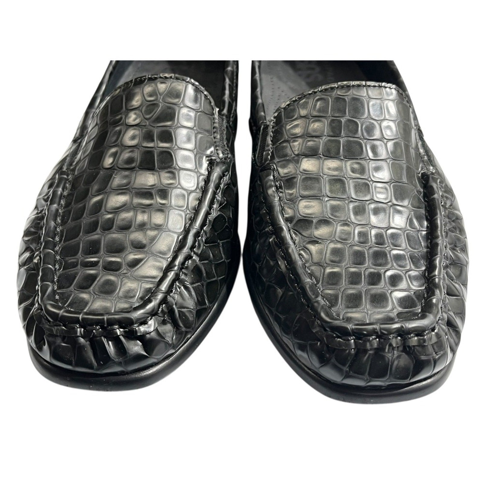 SAS loafers black embossed crocodile pattern slip on women's shoes 7.5