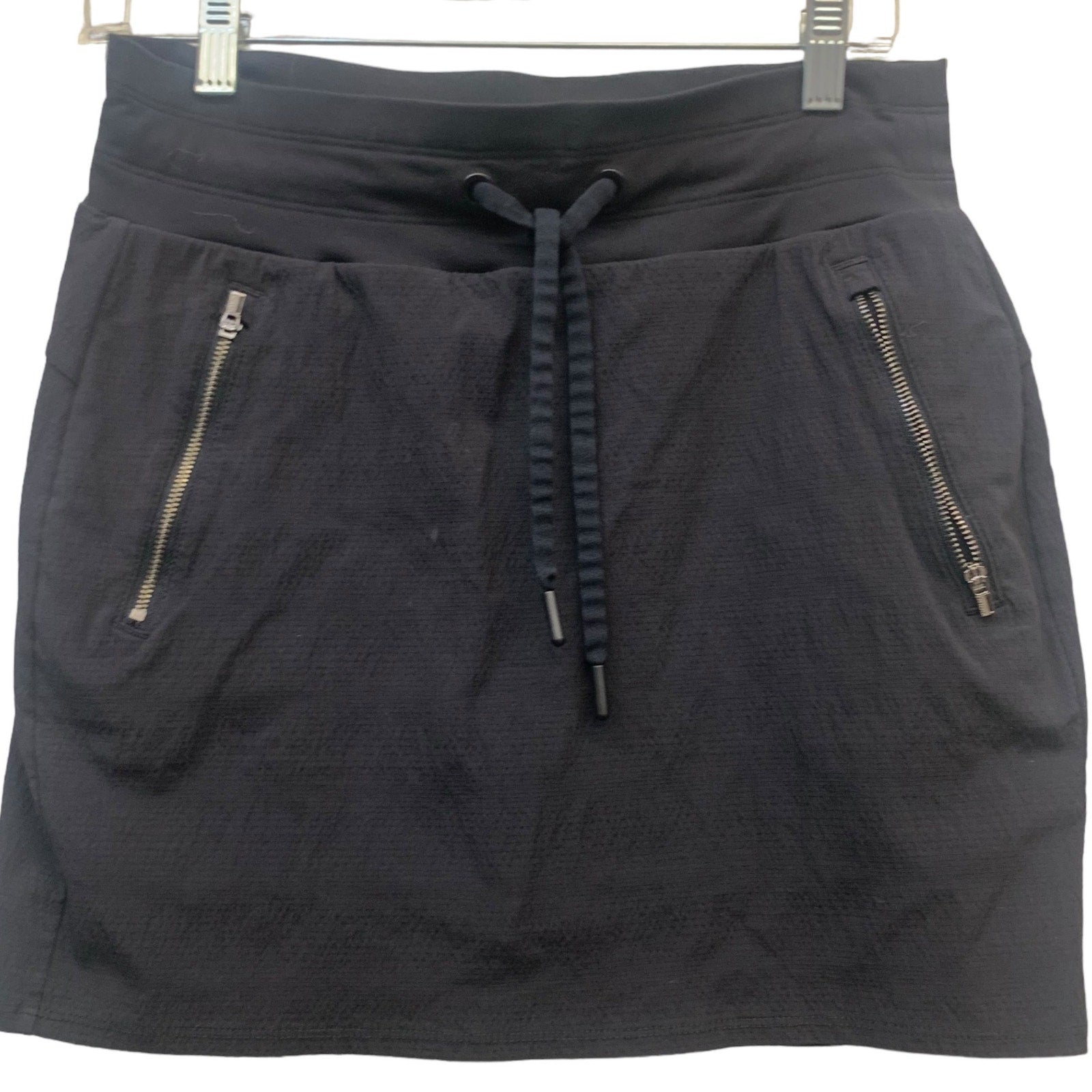 Athleta TREKKIE MID RISE SKORT Black SZ 2