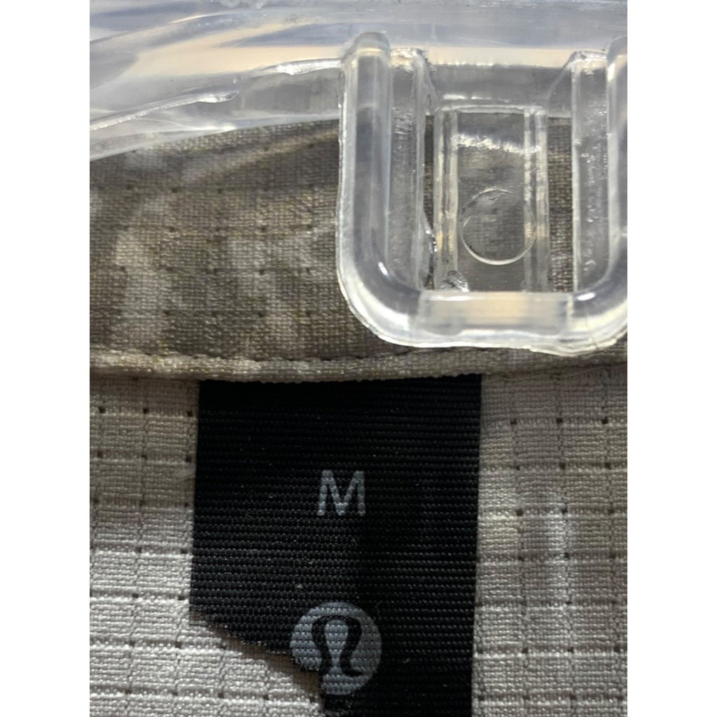 Lululemon Airing Easy Short Sleeve Button Down Shirt Grey Abstract Geo Mens M