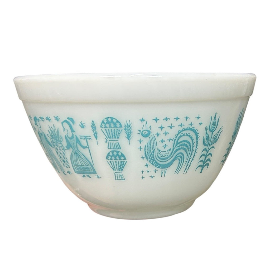 Vintage Pyrex Butterprint Amish Turquoise White Milk Glass Mixing Bowl 401 1.5pt