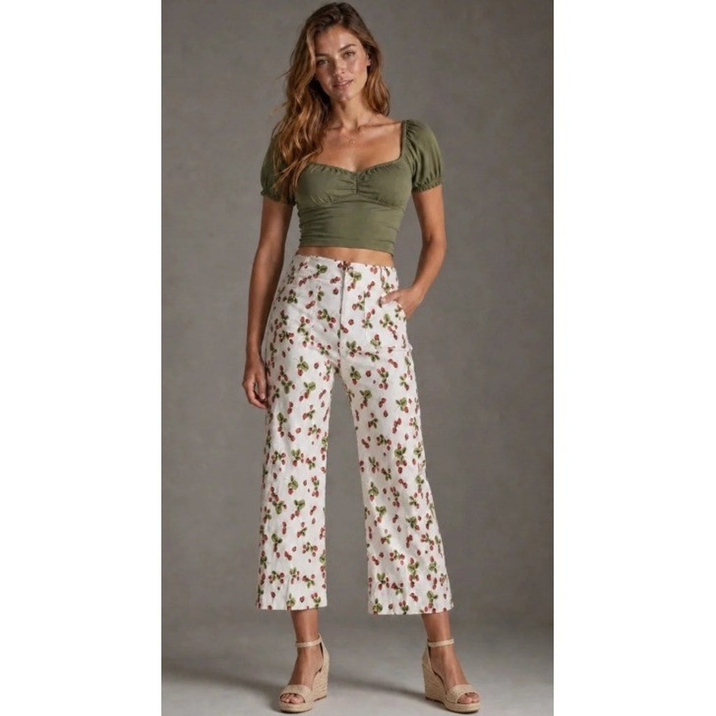 Maeve Anthropologie The Colette Strawberry Print Wide Leg Cropped Pants Size 25