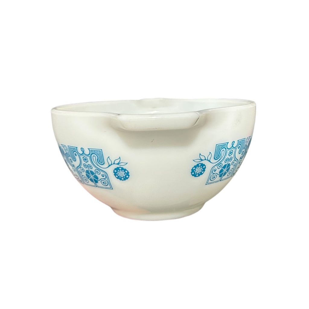 Pyrex Horizon Blue 441 Cinderella Mixing Bowl 1.5 Pint White Turquoise Vintage