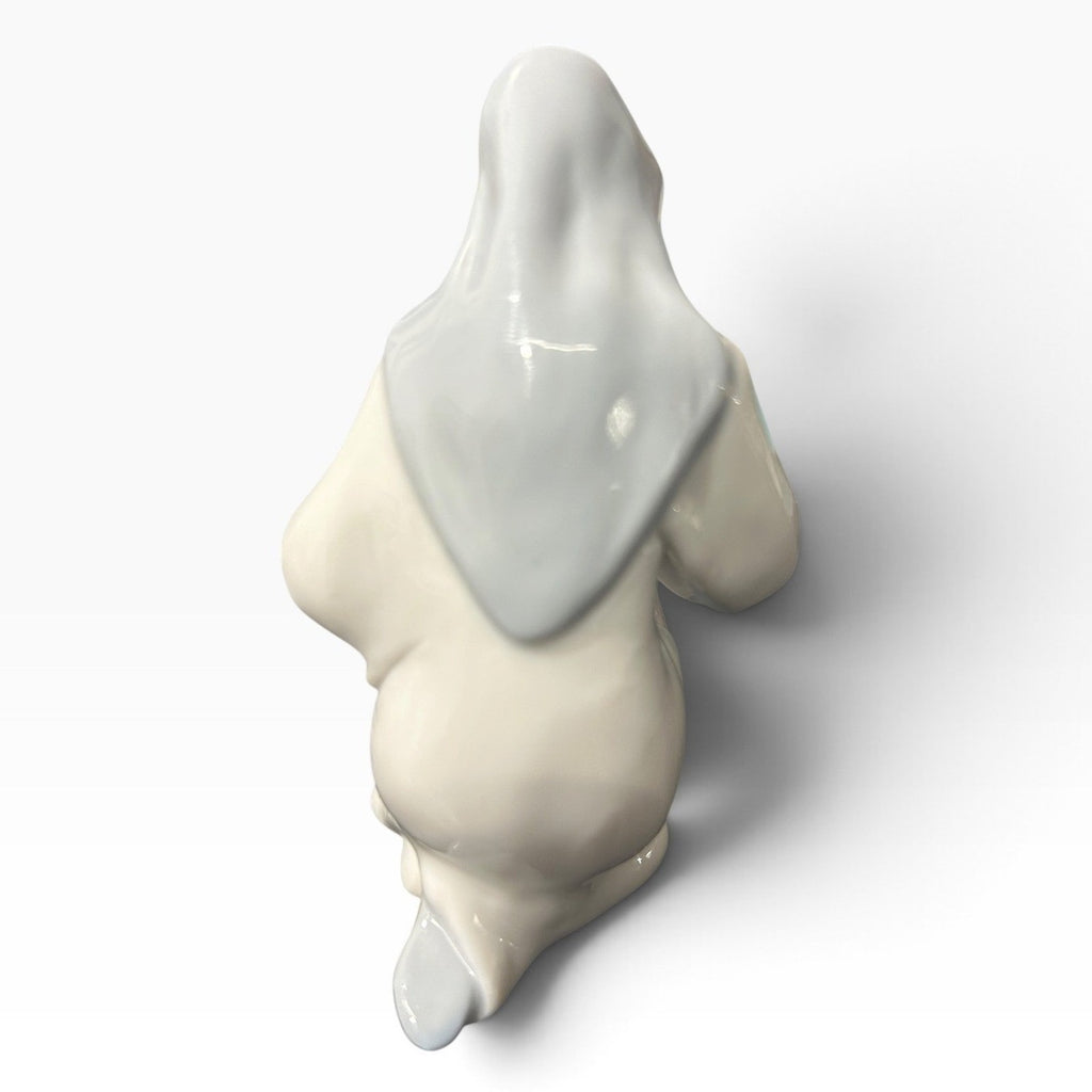 Avon Collectibles O'Brien 1992 Mother Mary Figurine Porcelain Pastel Glaze Rare