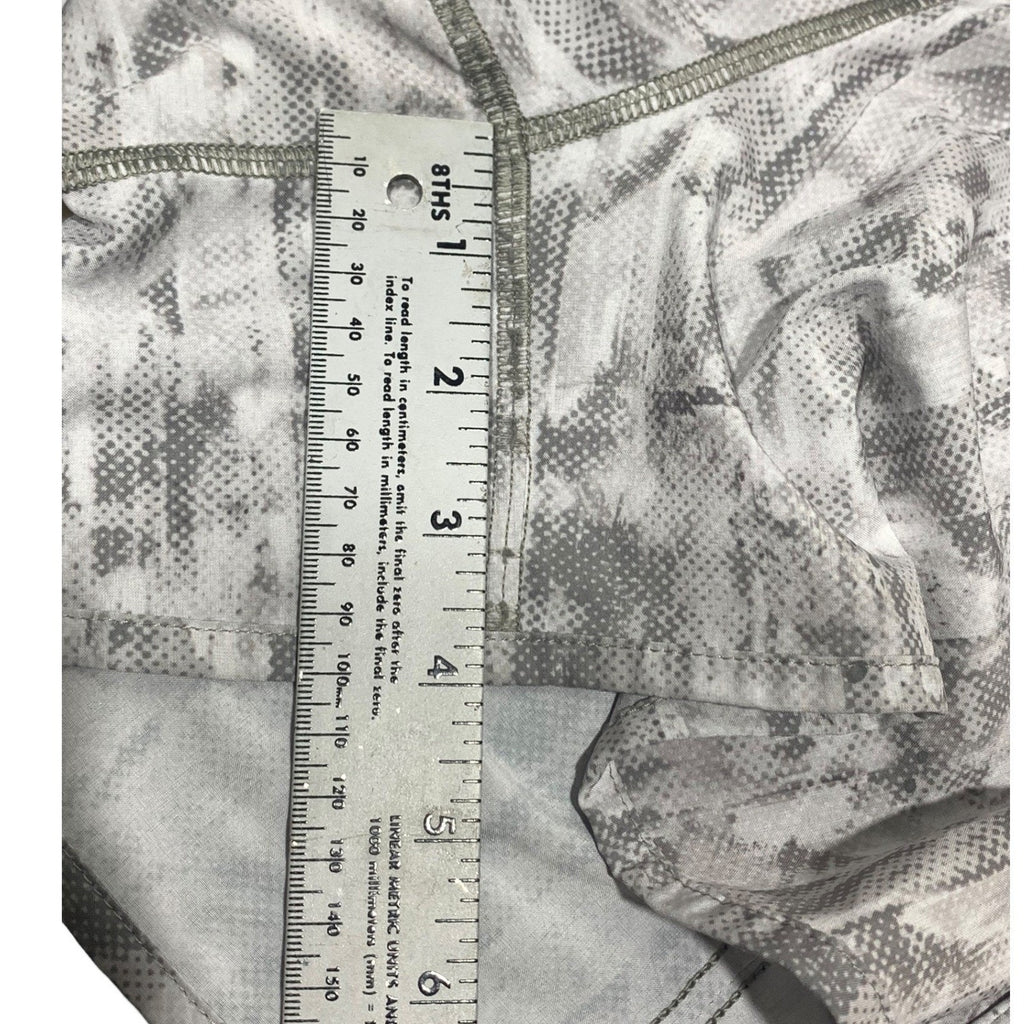 Lululemon Tracker Short V *4" City Breeze Alpine White Multi size 8