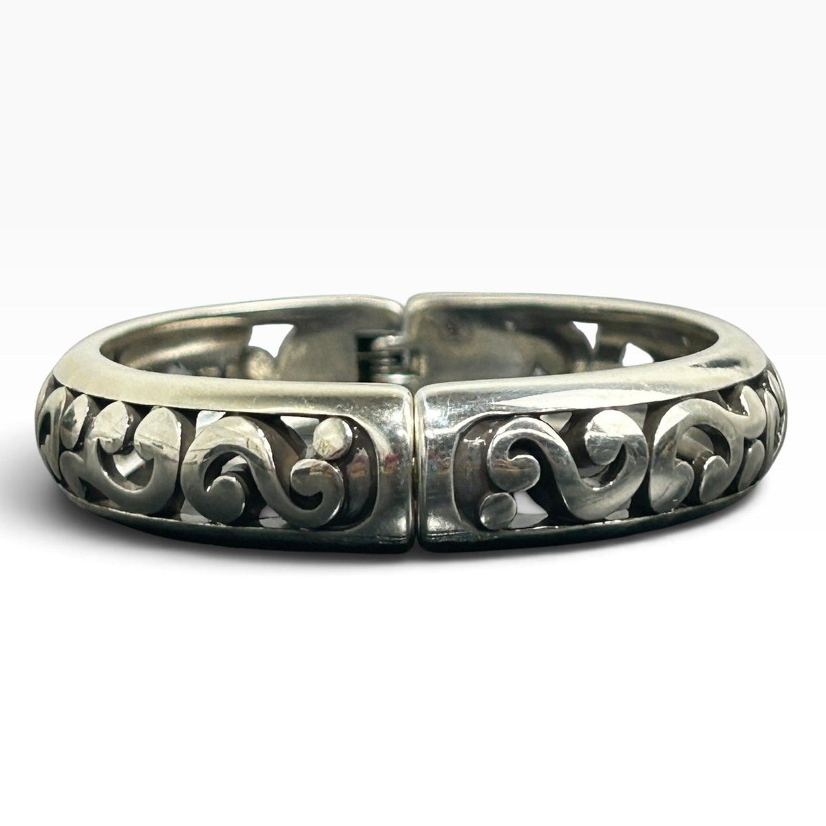 Brighton Contemporary Silver Scroll Hinge Bangle Bracelet JF0900 OS