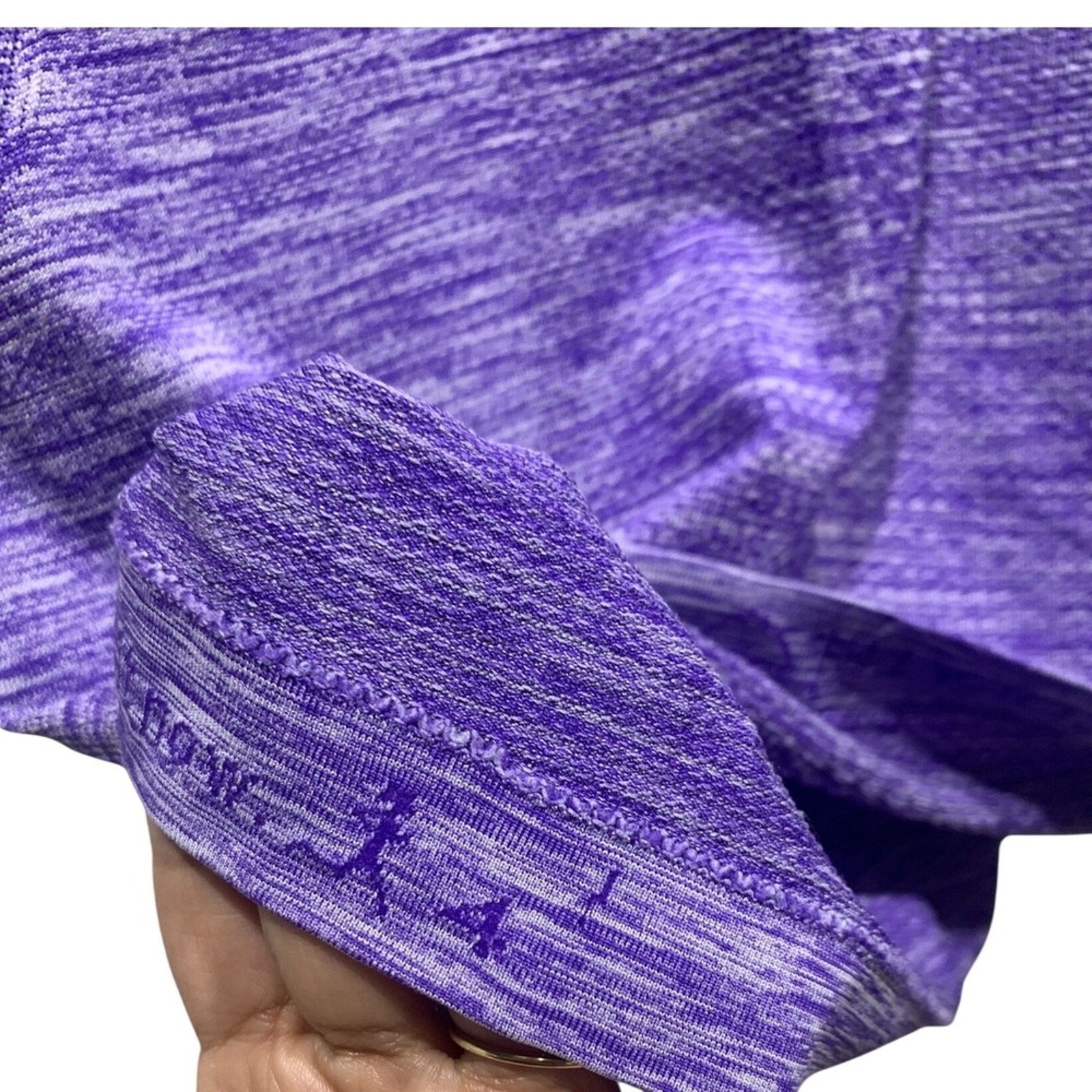 Lululemon Run Swiftly Tech Short Sleeve Scoop
Heathered Bruised Berry sz 4