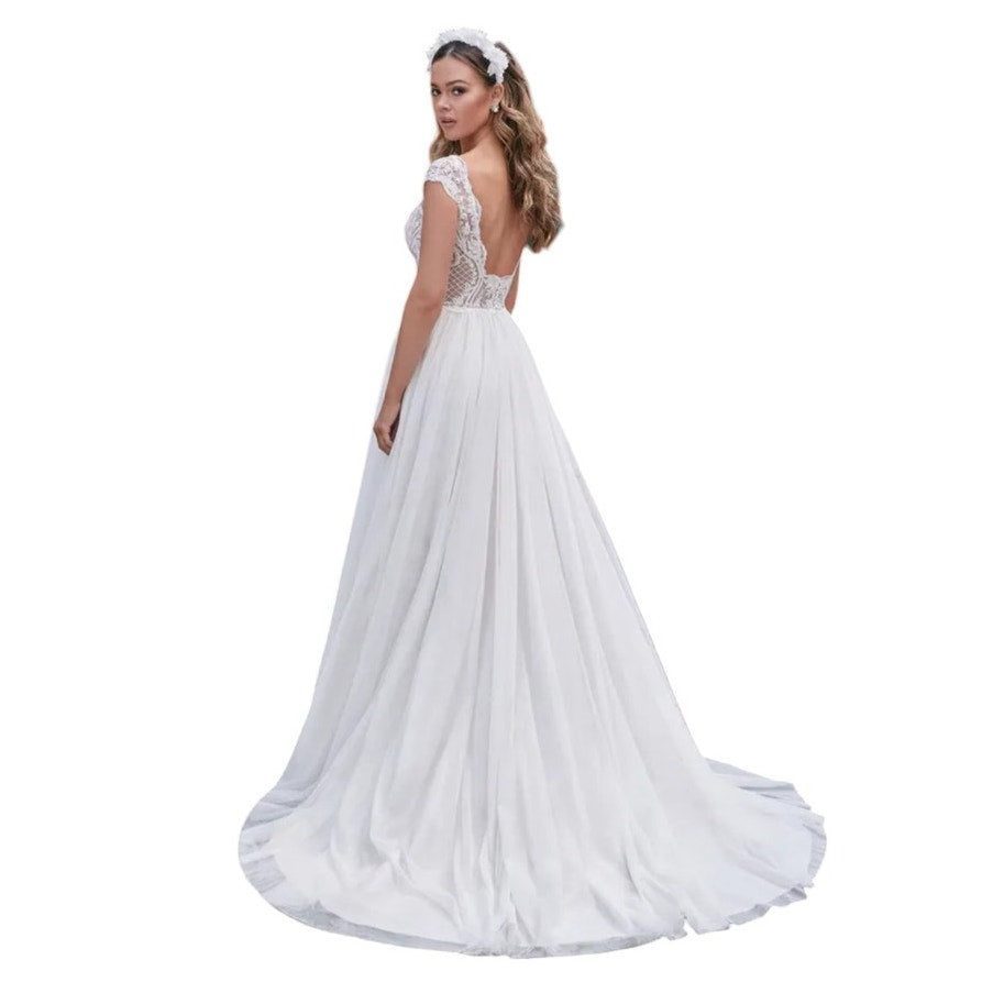 Adore by Justin Alexander Lace Wedding Dress SZ 6