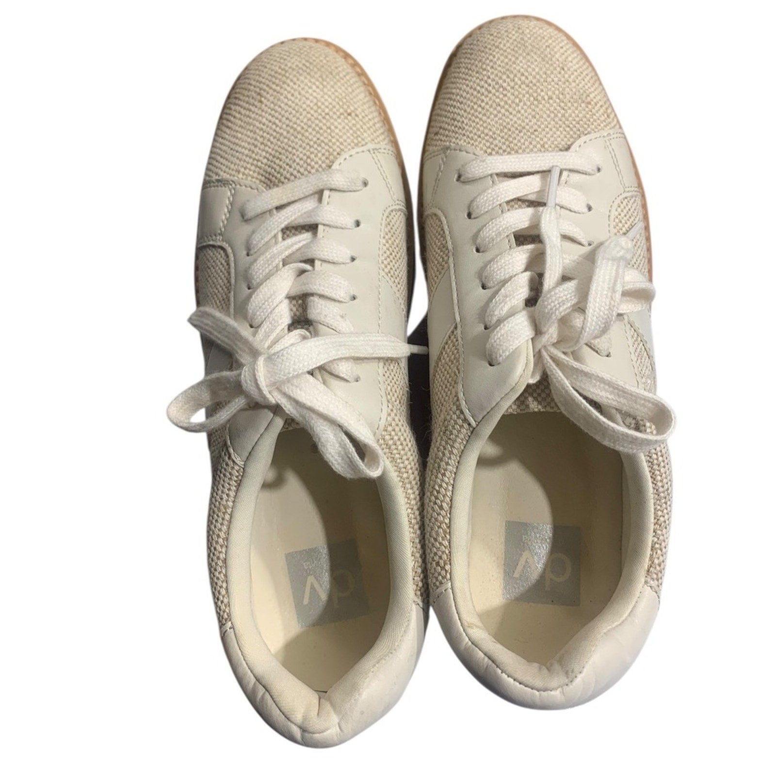 DV Dolce Vita Women's Bubbles Platform Lace-Up Sneakers Cream Leather Size 9.5