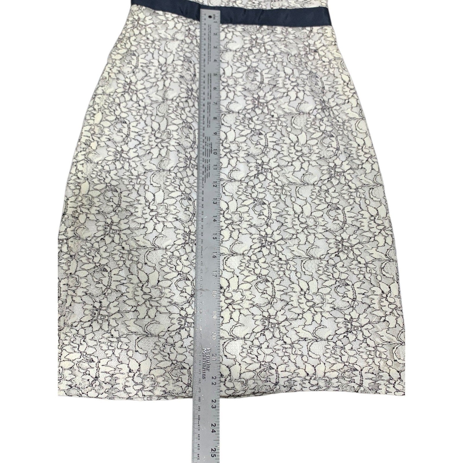Banana Republic Womens White Navy Floral Lace Sleeveless Sheath Dress Size 0 NWT