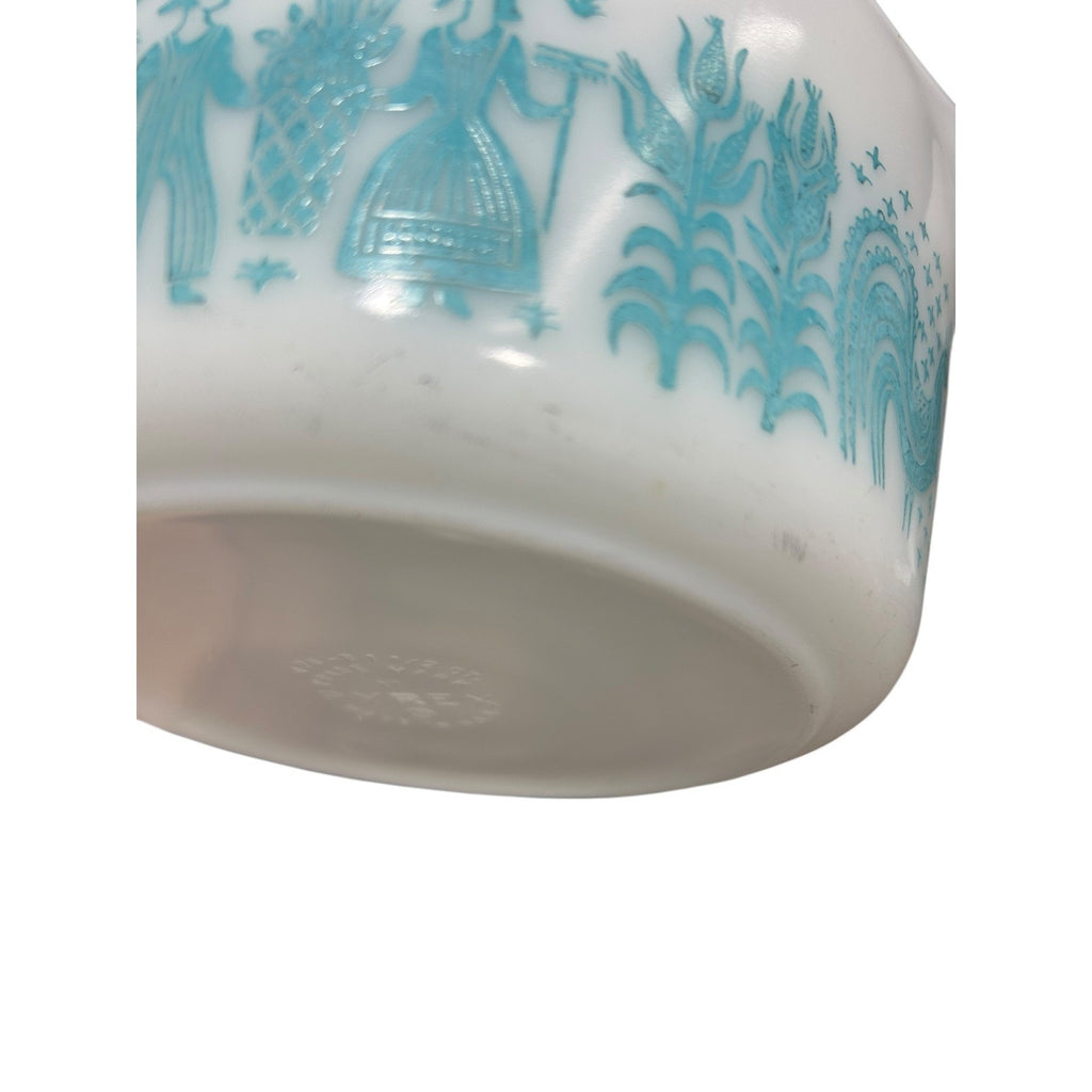Pyrex Amish Butterprint 474-B Turquoise Cinderella Casserole Dish 1.5 Qt Vintage