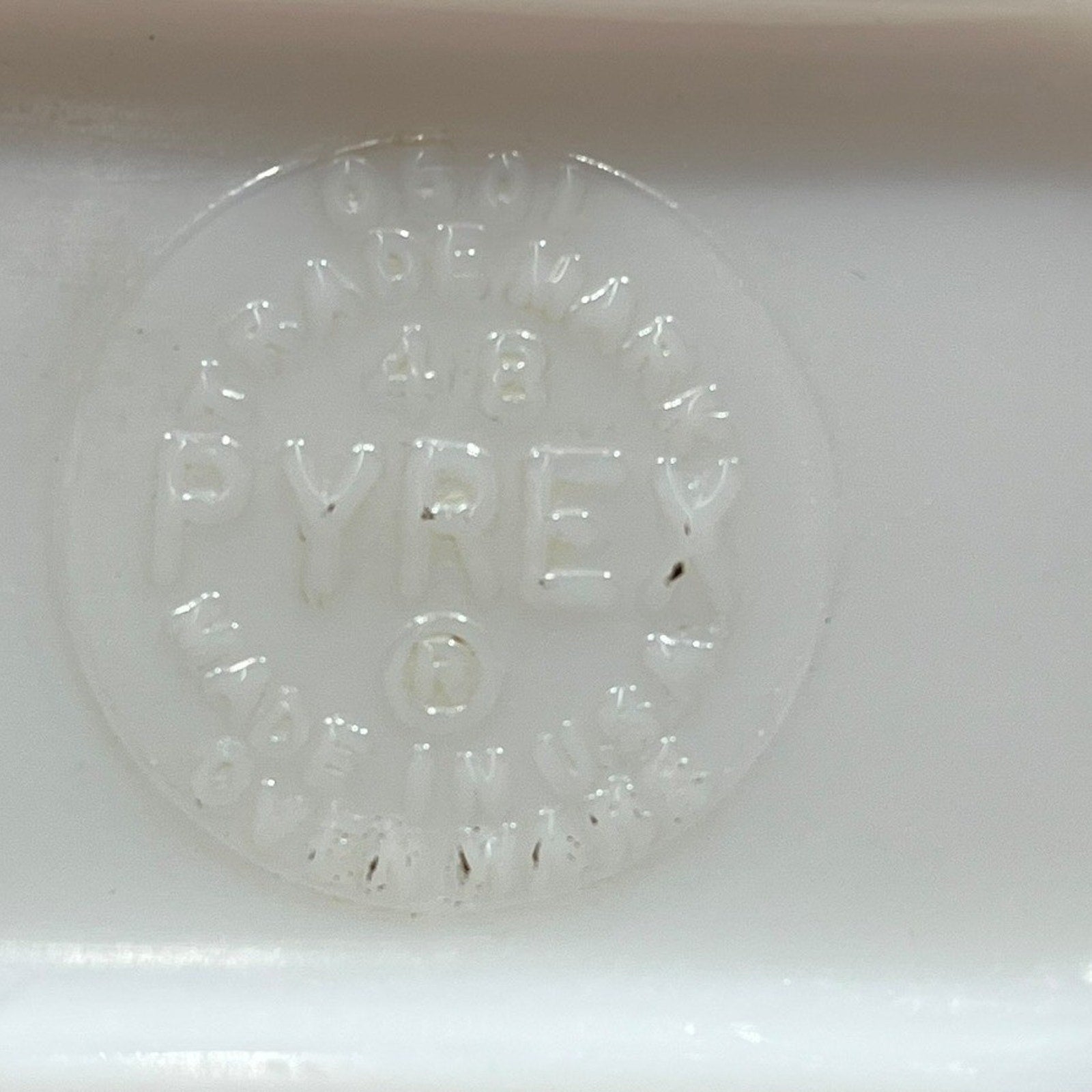 Vintage Pyrex Red Refrigerator Dish 501 1-1/2 Cup Oven Ware Made in USA MCM