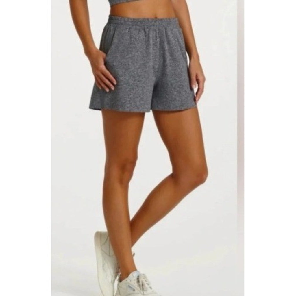 Vuori VW3007 Womens M Boyfriend Grey Heather Soft Pull On Shorts Lounge Gym