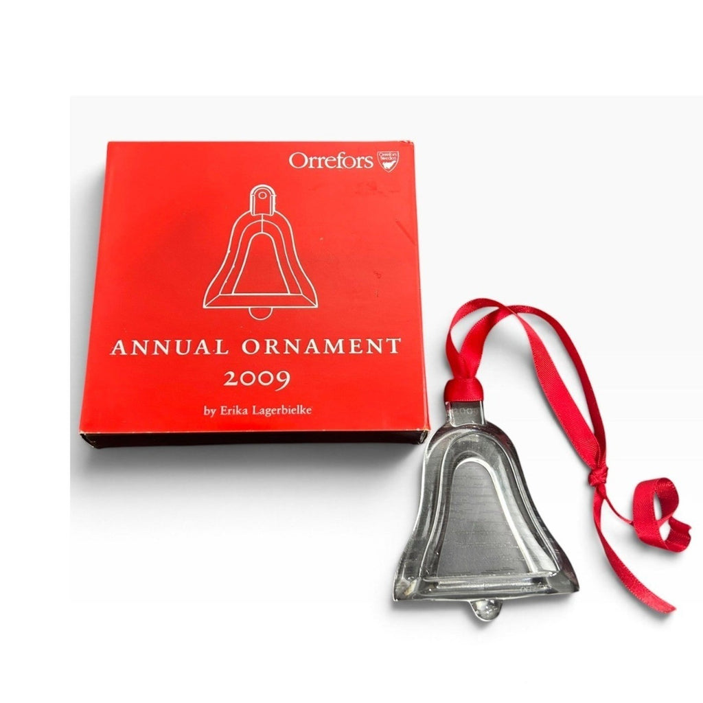 Orrefors 2009 Annual Ornament Erika Lagerbielke Crystal Bell with Box Sweden