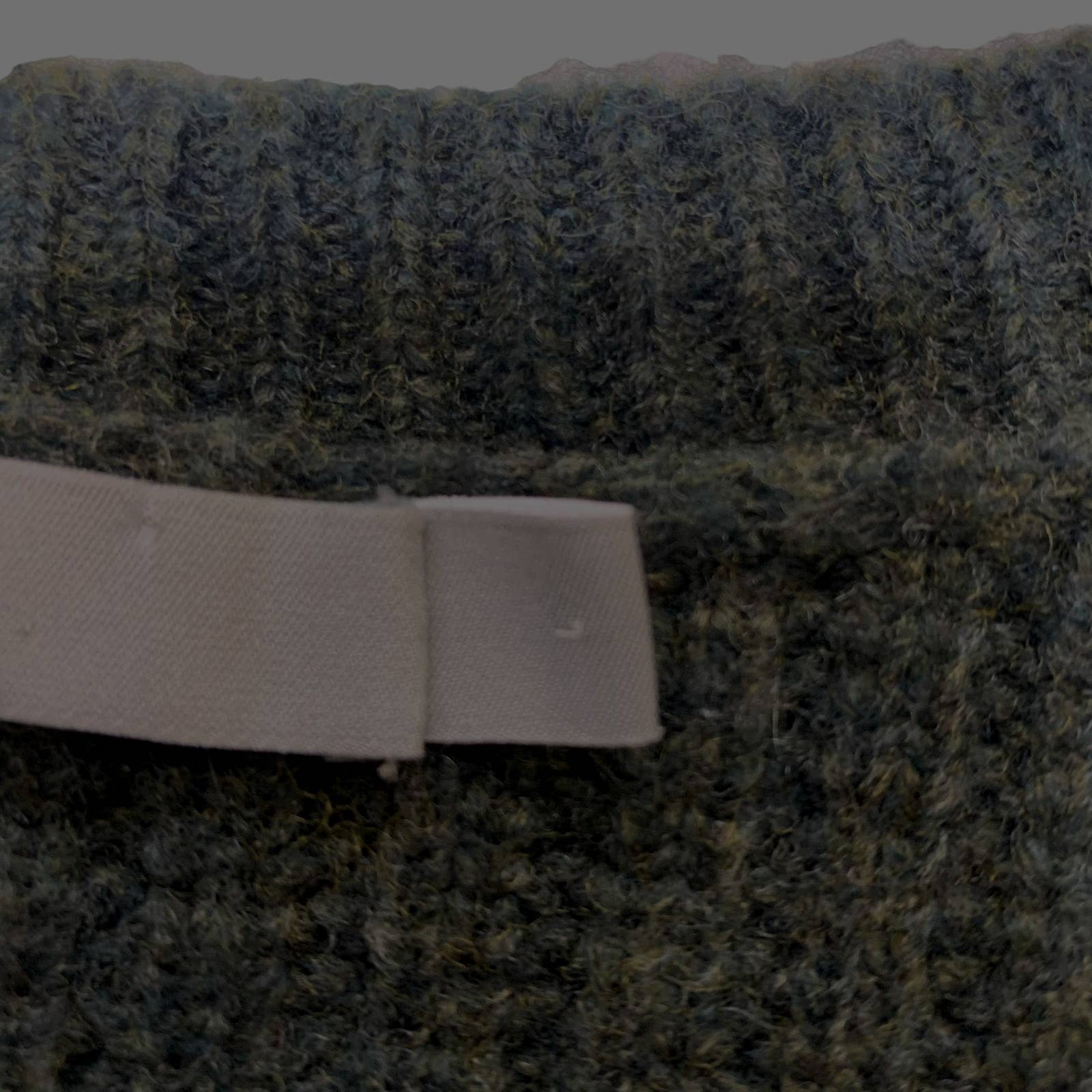 VINCE Side Slit Ribbed Wool Green Sweater SZ L